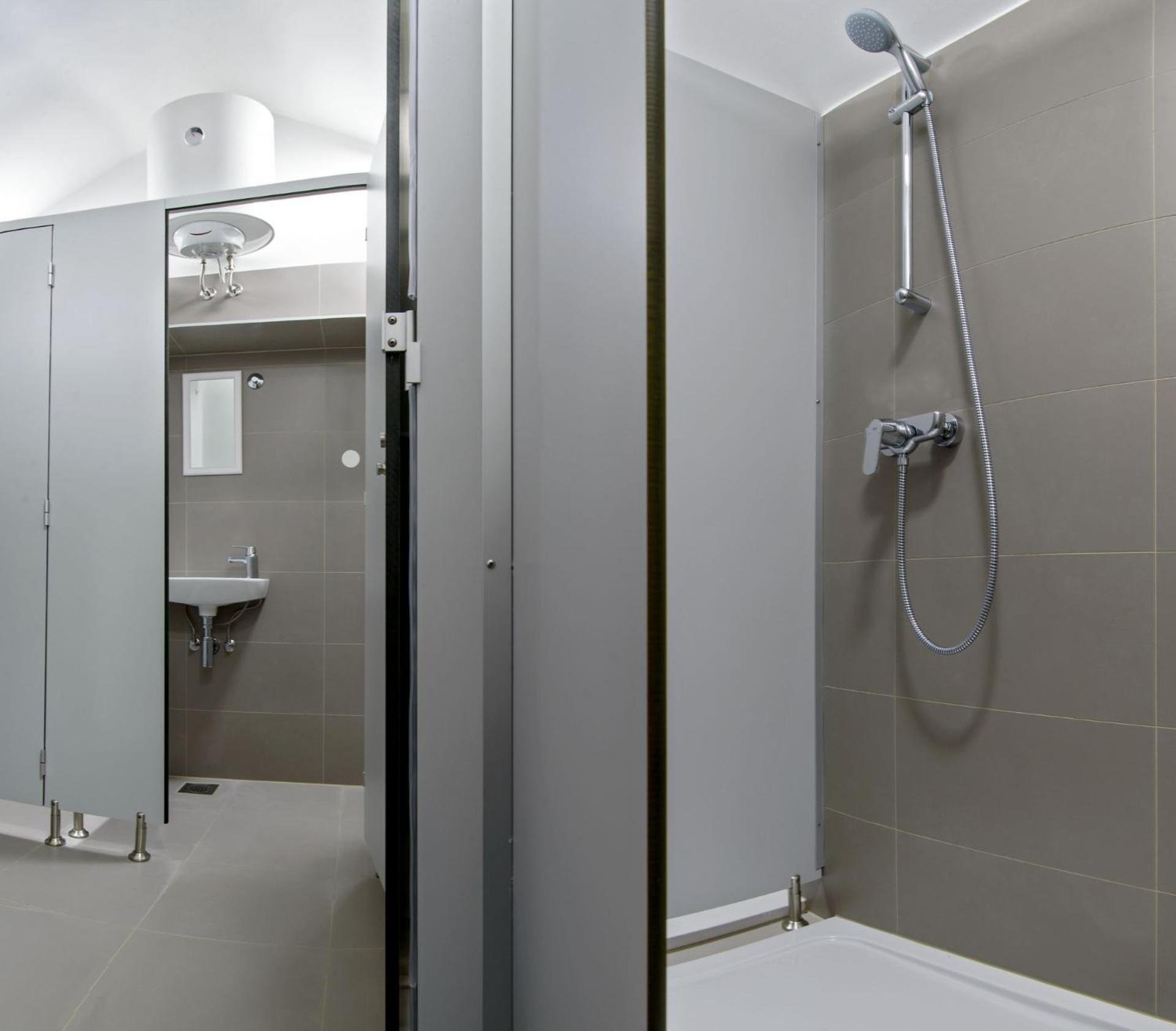 Apartments Bisernica-With Pool Razanj Exterior photo